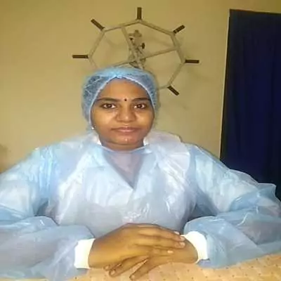Lady-female physiotherapist in Puducherry